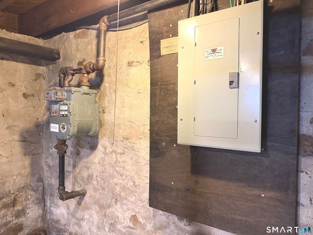 26 Chamberlain Street, New Britain, CT 06052