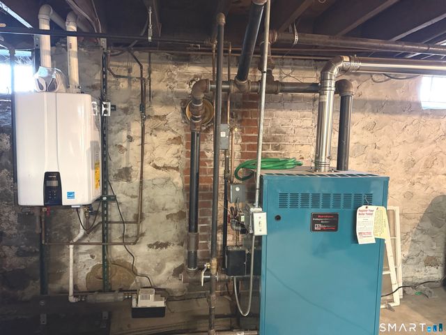 26 Chamberlain Street, New Britain, CT 06052