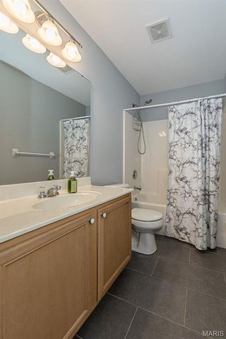 4335 Northpoint Circle, St Louis, MO 63129