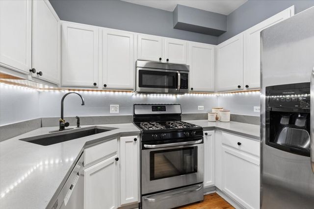 4307 N Troy Street 2, Chicago, IL 60618