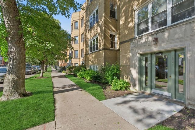 4307 N Troy Street 2, Chicago, IL 60618