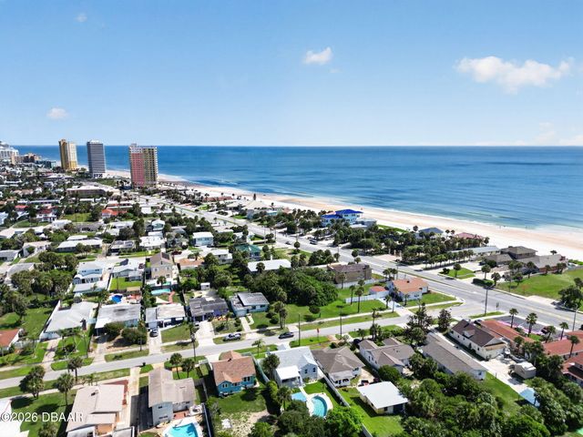 1476 N Peninsula Drive, Daytona Beach, FL 32118