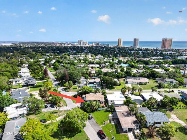 1476 N Peninsula Drive, Daytona Beach, FL 32118