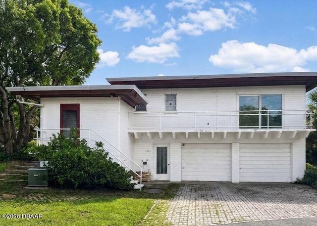 1476 N Peninsula Drive, Daytona Beach, FL 32118