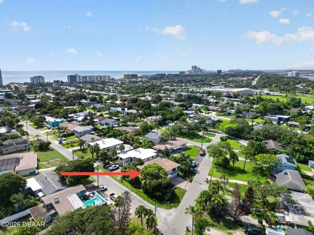 1476 N Peninsula Drive, Daytona Beach, FL 32118