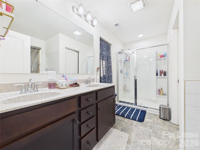 4111 Stockbrook Drive, Charlotte, NC 28215