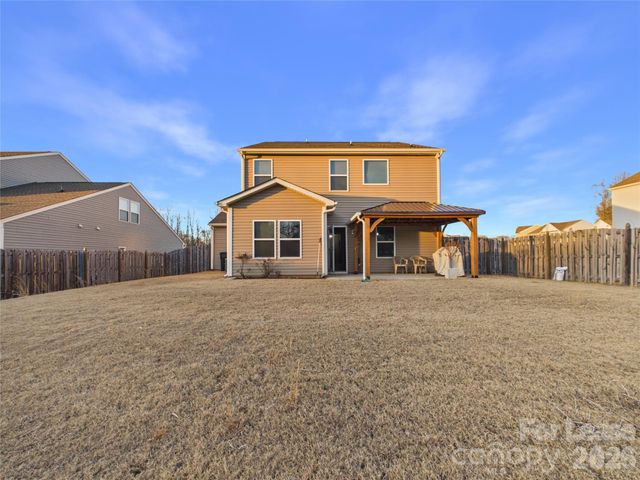 4111 Stockbrook Drive, Charlotte, NC 28215