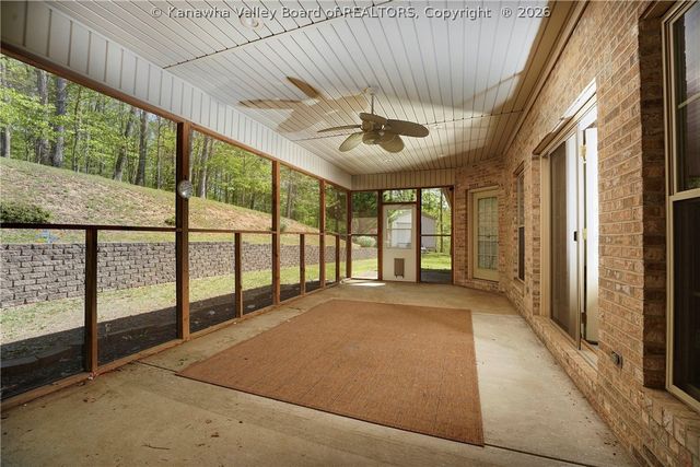 46 Youngview Drive, Elkview, WV 25071