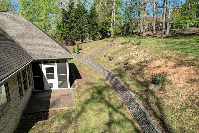 46 Youngview Drive, Elkview, WV 25071