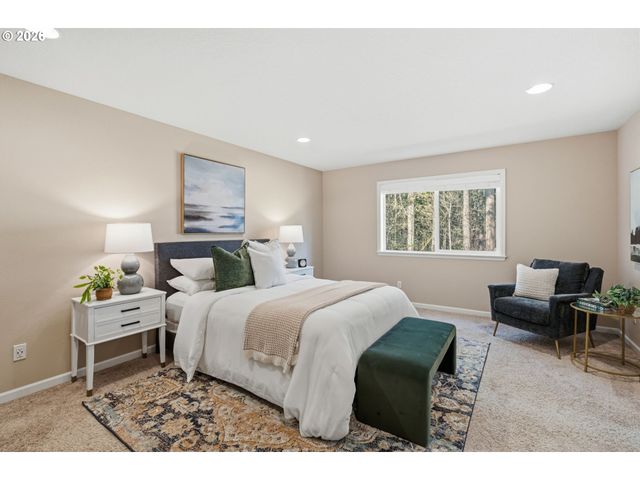 3767 Se WILLAMETTE Ave, Hillsboro, OR 97123