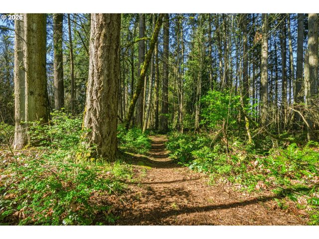 3767 Se WILLAMETTE Ave, Hillsboro, OR 97123