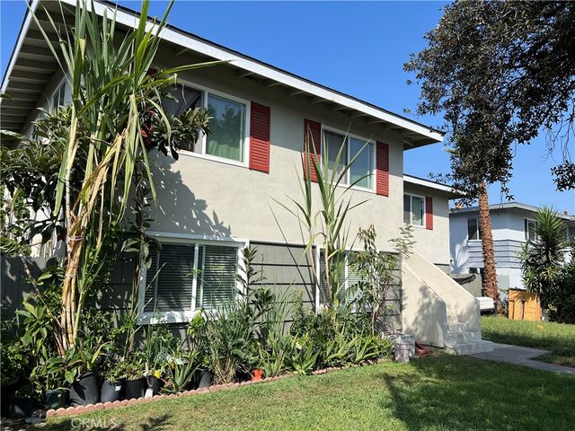 2606 S Rosewood, Santa Ana, CA 92707