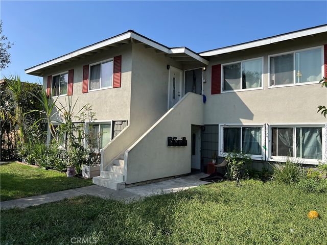 2606 S Rosewood, Santa Ana, CA 92707