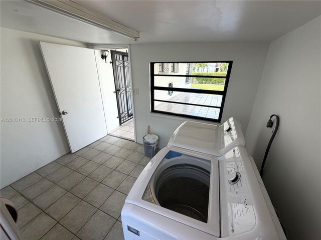 7993 SW 9th Terrace, Miami, FL 33144