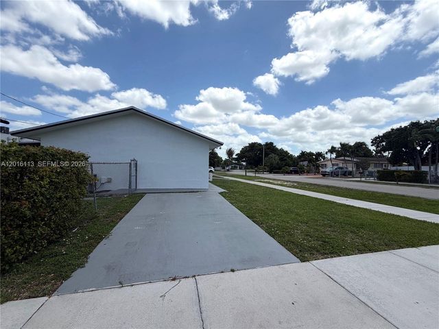 7993 SW 9th Terrace, Miami, FL 33144