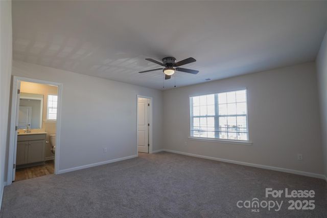 1406 Caracara Court, Belmont, NC 28012