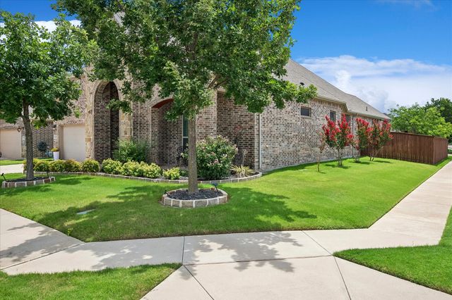 208 Equestrian Road, Hickory Creek, TX 75065