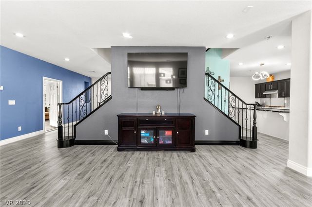 5601 Rocky Ravine Avenue, Las Vegas, NV 89131