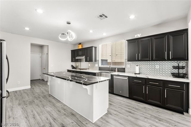 5601 Rocky Ravine Avenue, Las Vegas, NV 89131