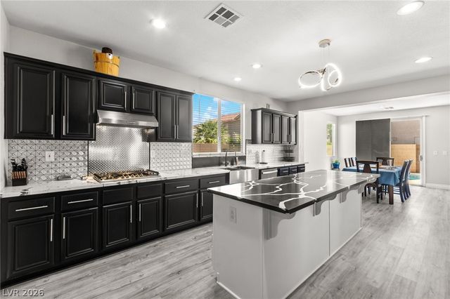 5601 Rocky Ravine Avenue, Las Vegas, NV 89131