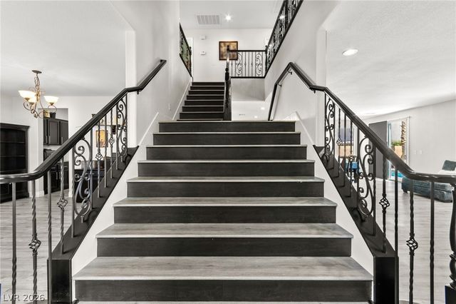 5601 Rocky Ravine Avenue, Las Vegas, NV 89131