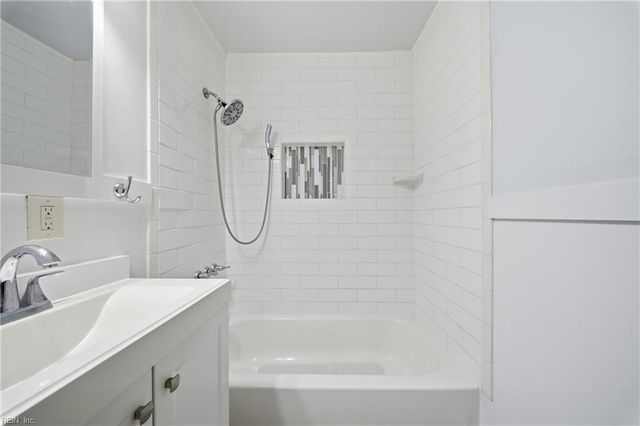 5653 Person ST, Suffolk, VA 23435