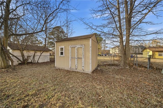 5653 Person ST, Suffolk, VA 23435