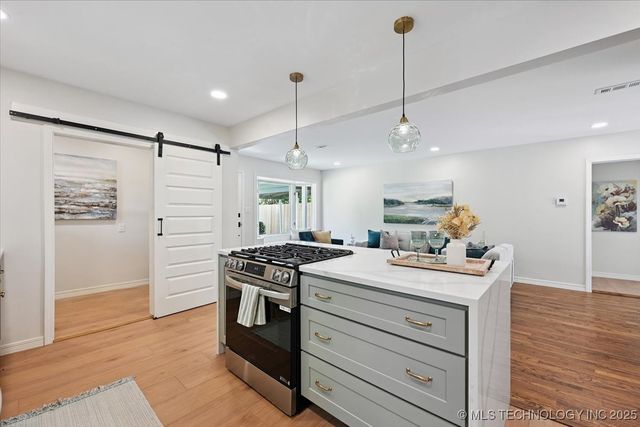 1140 E 16th Street, Tulsa, OK 74120