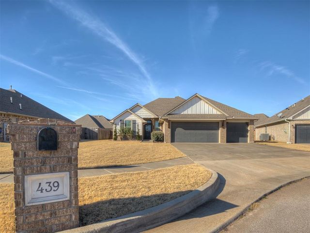 439 Auburn Lane, Piedmont, OK 73078