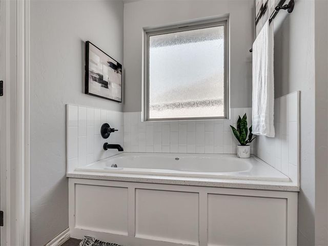 439 Auburn Lane, Piedmont, OK 73078