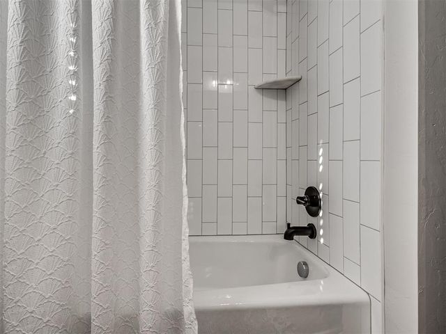 439 Auburn Lane, Piedmont, OK 73078