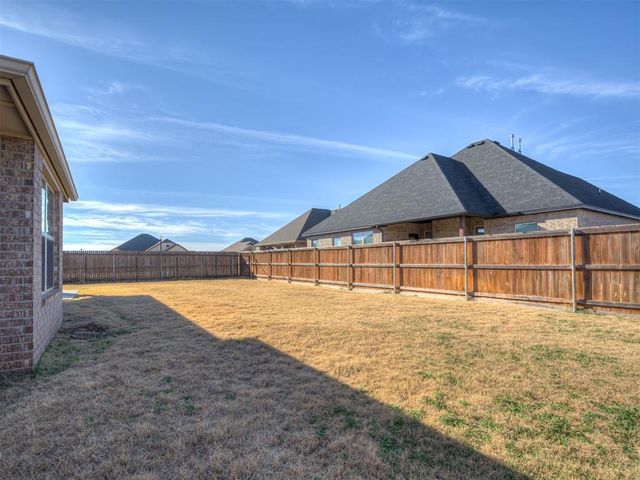 439 Auburn Lane, Piedmont, OK 73078