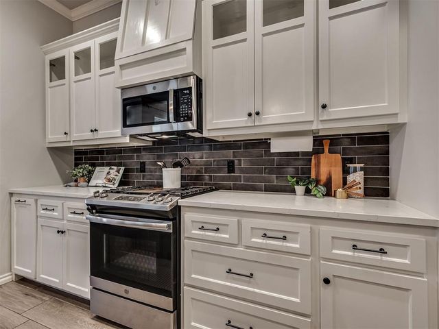 439 Auburn Lane, Piedmont, OK 73078