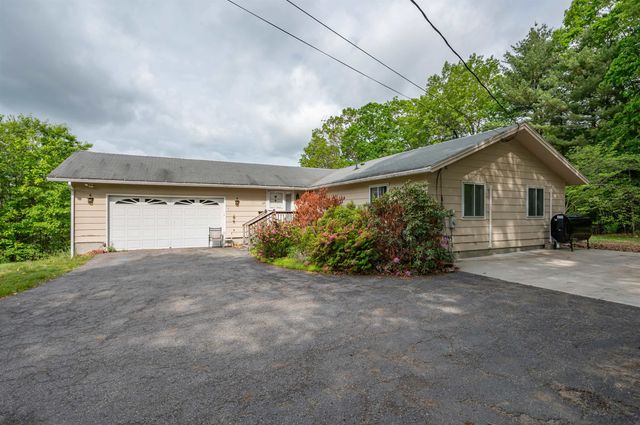 27 Rita Street, Merrimack, NH 03054