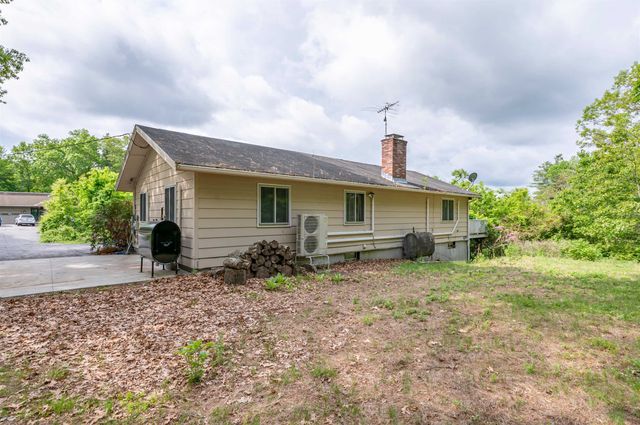 27 Rita Street, Merrimack, NH 03054