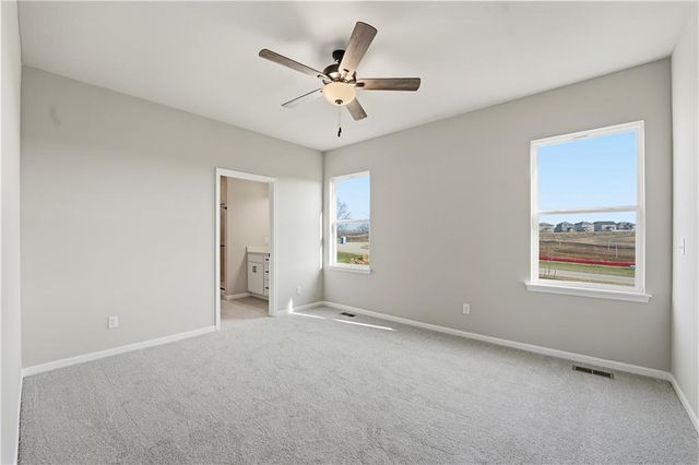 9637 N Colrain Avenue, Kansas City, MO 64154