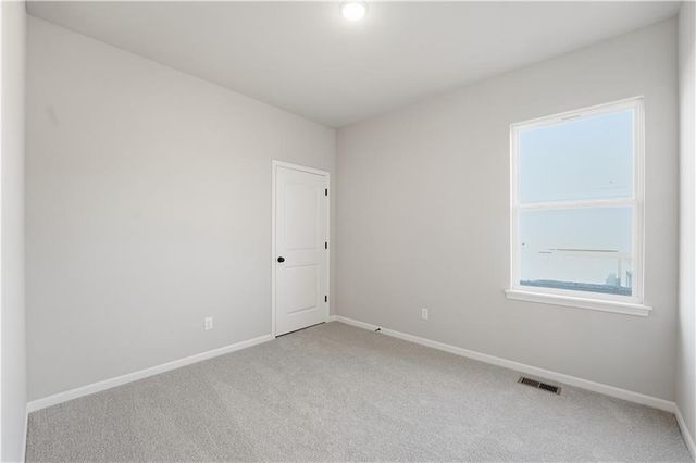 9637 N Colrain Avenue, Kansas City, MO 64154