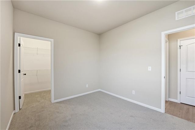 9637 N Colrain Avenue, Kansas City, MO 64154