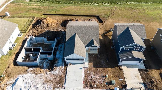 9637 N Colrain Avenue, Kansas City, MO 64154