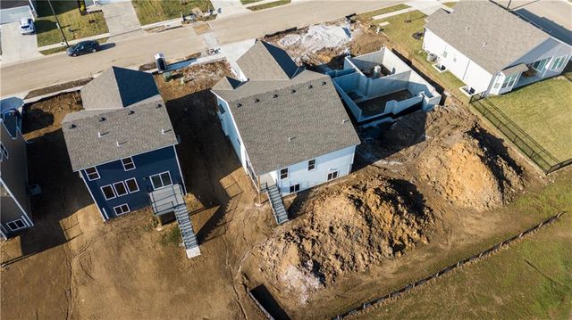 9637 N Colrain Avenue, Kansas City, MO 64154