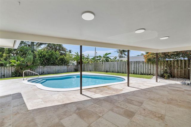 400 SW 9th Avenue, Boca Raton, FL 33486