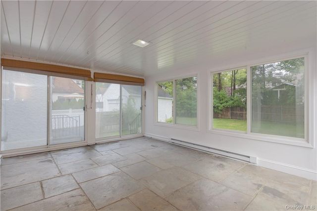 7 Carthage Lane, Scarsdale, NY 10583