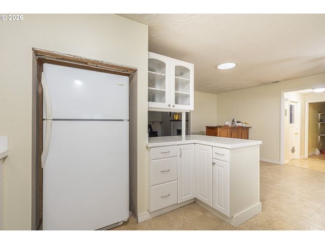 4744 NINA Ave Se, Salem, OR 97302