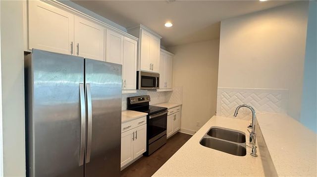 32 S Auburn Landing Place, Auburn, GA 30011