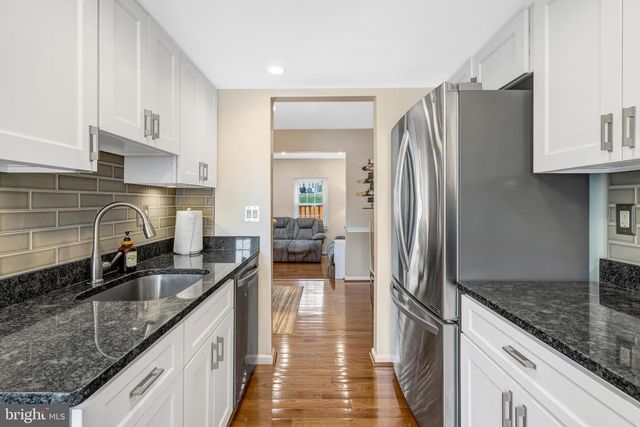 4900 MCFARLAND DR, Fairfax, VA 22032
