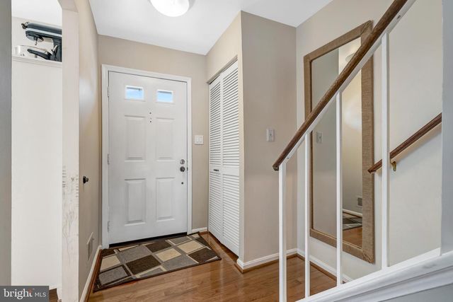 4900 MCFARLAND DR, Fairfax, VA 22032