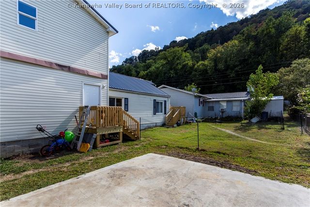 127 134TH Street, Chesapeake, WV 25315