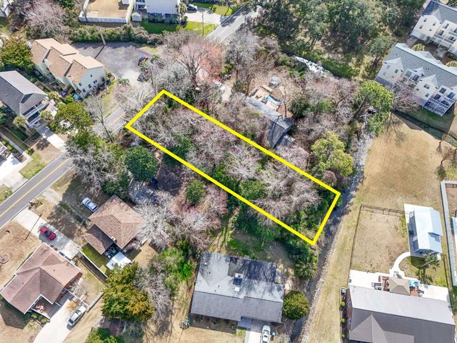 417 3rd Ave. S, Surfside Beach, SC 29575