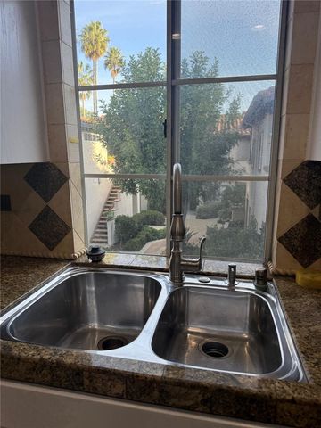 28 Via Alivio, Rancho Santa Margarita, CA 92688