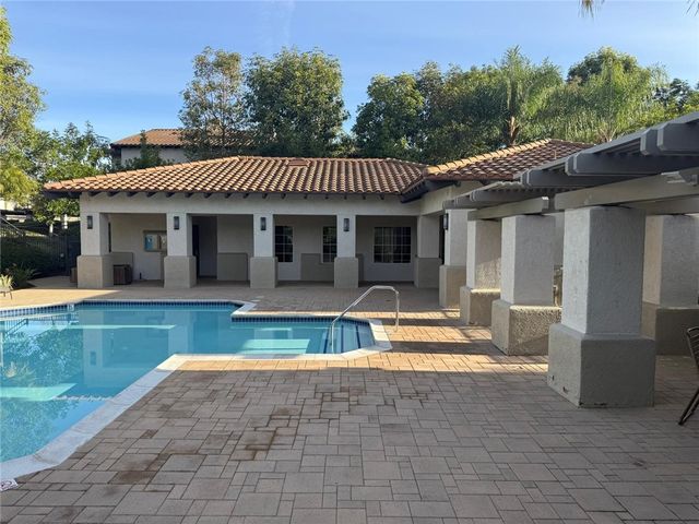 28 Via Alivio, Rancho Santa Margarita, CA 92688